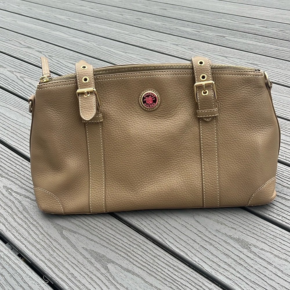 ❄️ Elephant Pebbled Leather Dooney & Bourke